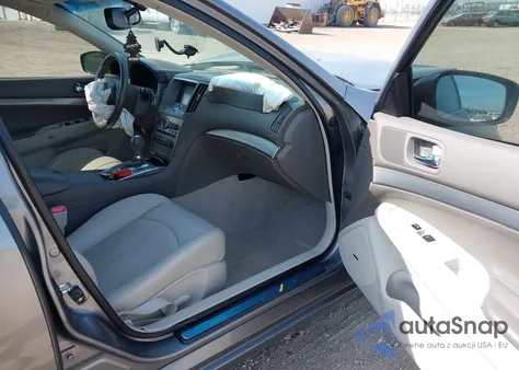 2011 Infiniti G37X из США, поврежденный, VIN JN1CV6AR2BM404933